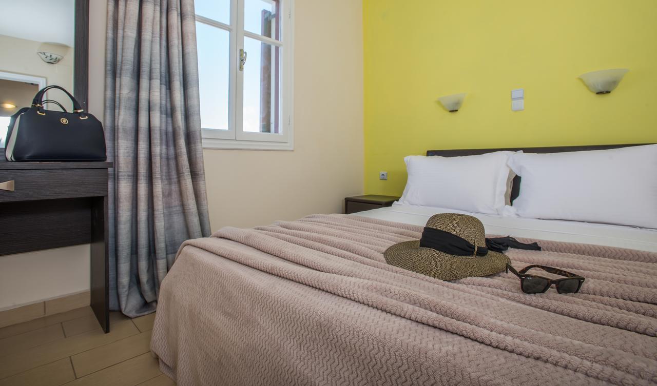 Naxos Palace Hotel Stelida  Exterior photo