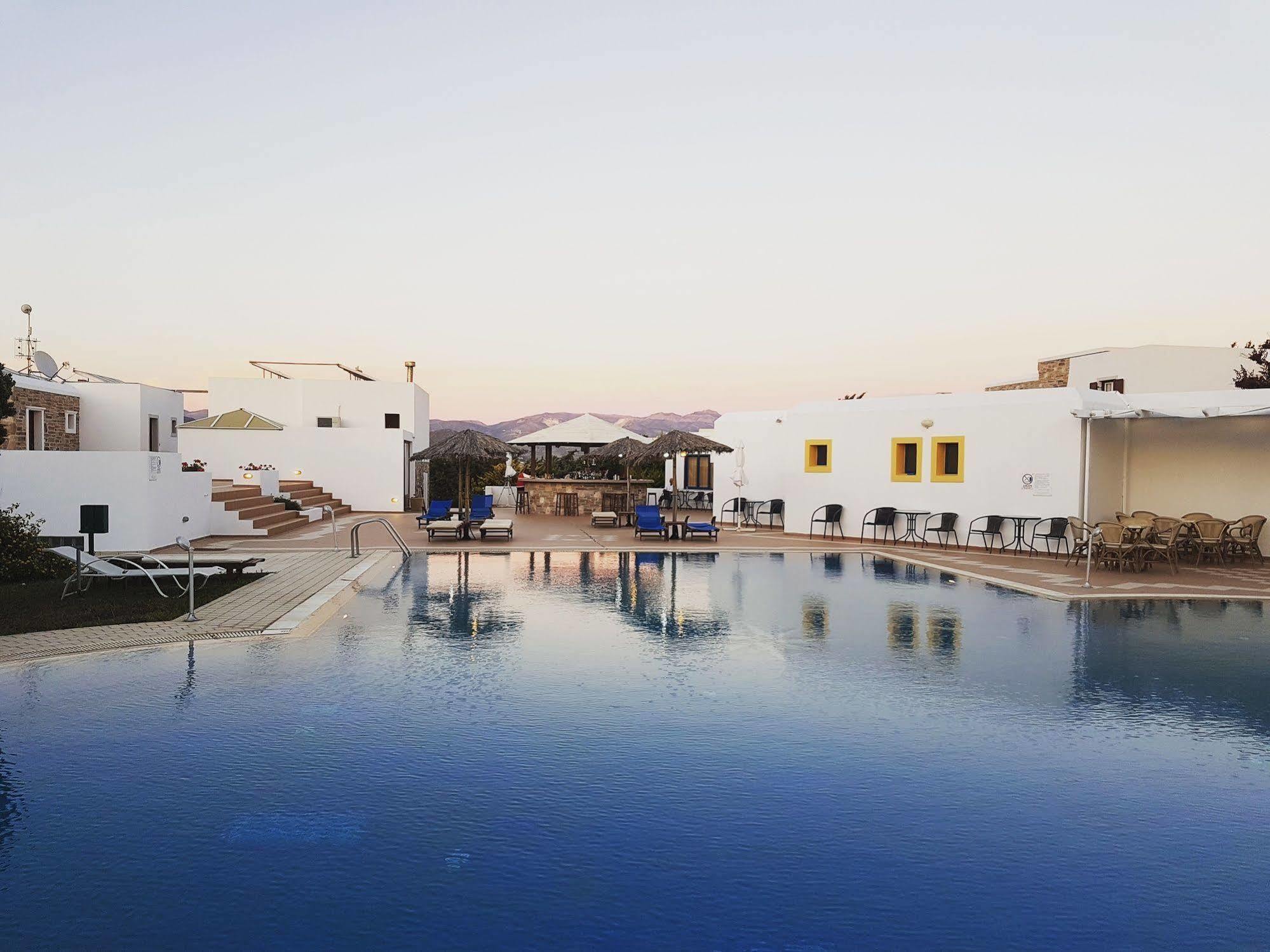 Naxos Palace Hotel Stelida  Exterior photo